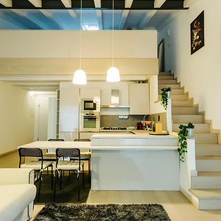 Appartamento Palazzo Romeo *